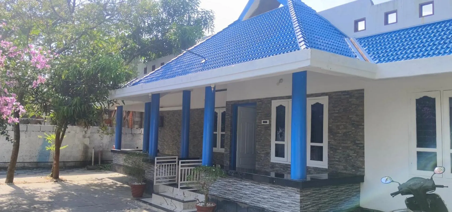 Elegance Of Black Beach 2 Apartment Varkala India
